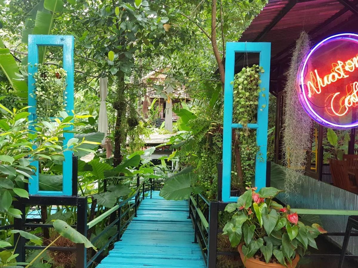 Nua Tone Resort Bang Tao Bagian luar foto